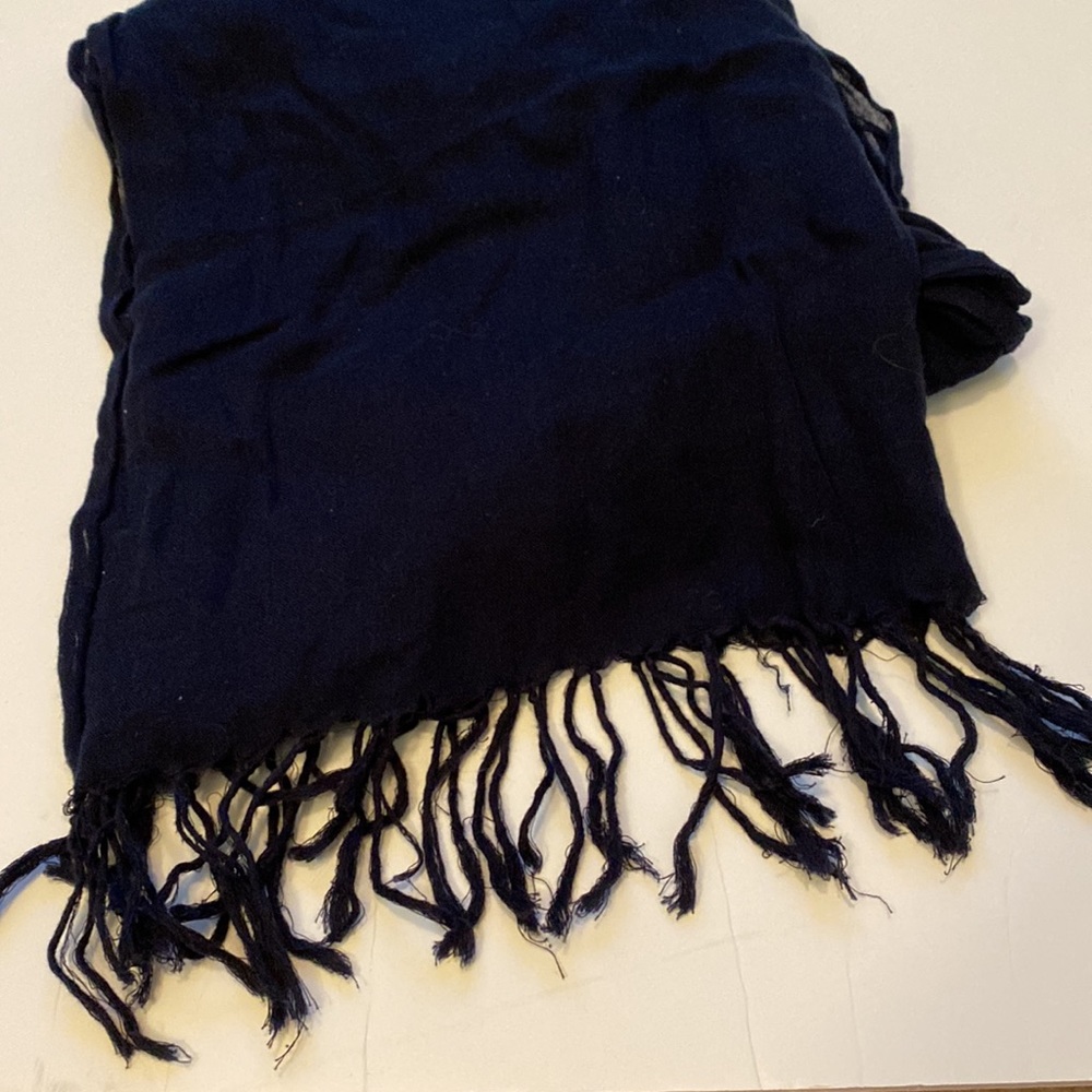 Hollister navy scarf